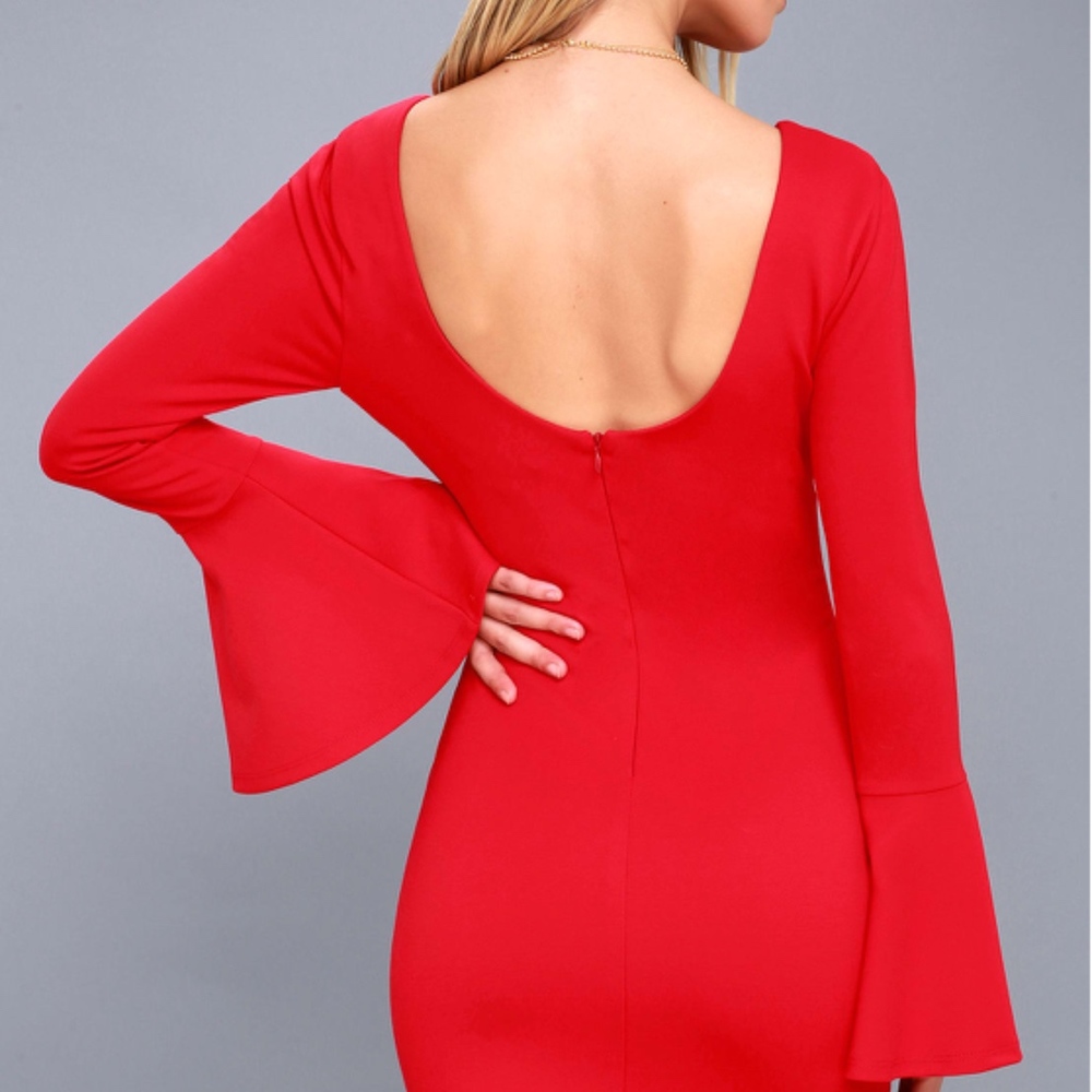 FLARE TO SPARE RED FLOUNCE SLEEVE BODYCON DRESS - Picture 3 of 4